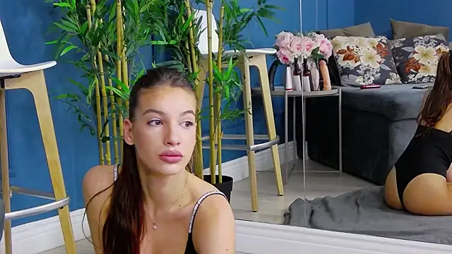 KimmDaviss online show from 10-25-25, 06:54