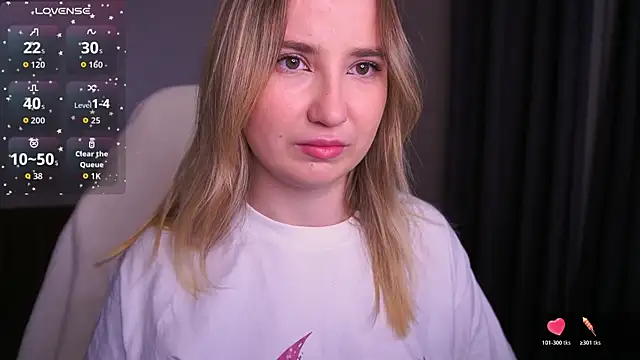 SofieBloom online show from 10-22-25, 08:19