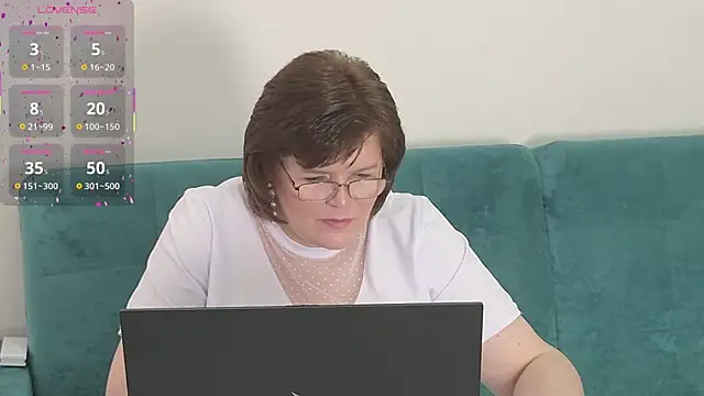 Snapshot of Sandra_Sunrise chatting on 09-21-25, 09:00 Sandra Sunrise online show from 09-21-25, 09:00