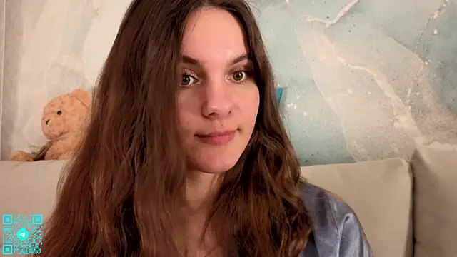 Snapshot of chloemilka chatting on 05-08-26, 05:18 chloemilka online show from 05-08-26, 05:18
