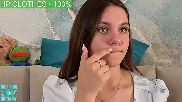 Snapshot of chloemilka chatting on 06-19-26, 05:28 chloemilka online show from 06-19-26, 05:28