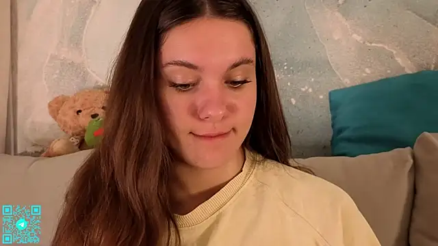 Snapshot of chloemilka chatting on 07-20-26, 05:37 chloemilka online show from 07-20-26, 05:37