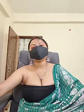 SassyWildCouple online show from 06-10-26, 11:31