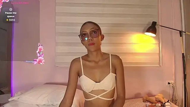 biancaa 18 online show from 11-13-25, 07:24