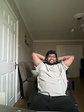 Snapshot of CrazyShashank chatting on 03-24-26, 12:21 CrazyShashank online show from 03-24-26, 12:21