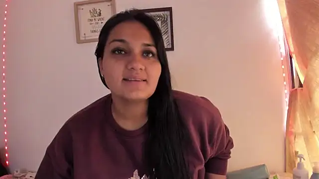 selena jhonson online show from 10-27-25, 02:10