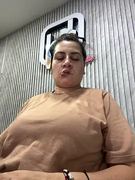 Snapshot of megvibes chatting on 10-30-25, 12:56 megvibes online show from 10-30-25, 12:56