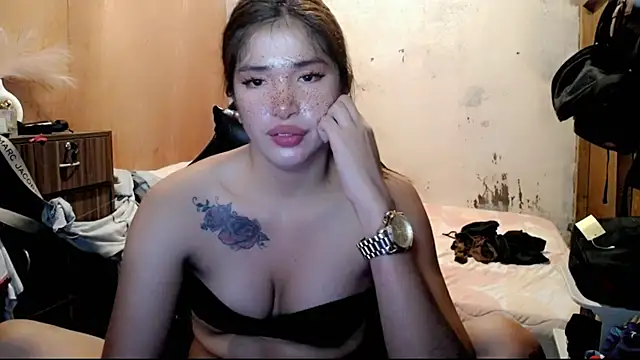 Snapshot of Cutierhyxx chatting on 05-09-26, 07:19 Cutierhyxx online show from 05-09-26, 07:19