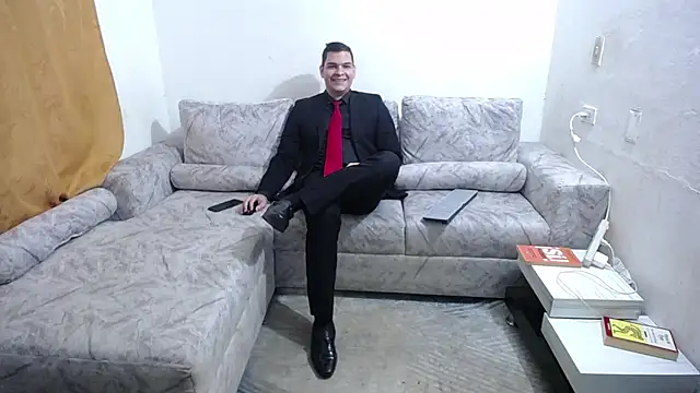 Snapshot of Victor_Maitland chatting on 09-30-25, 06:57 Victor Maitland online show from 09-30-25, 06:57