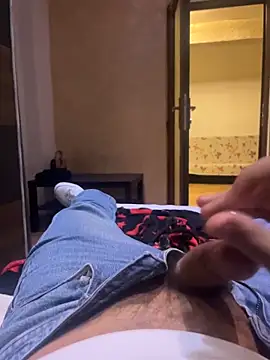 Snapshot of Mbidee chatting on 03-16-26, 10:36 Mbidee online show from 03-16-26, 10:36