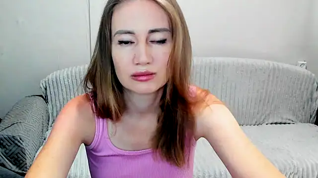 Snapshot of JessFoxxx chatting on 06-19-26, 03:22 JessFoxxx online show from 06-19-26, 03:22