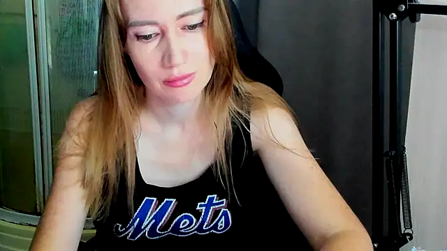 Snapshot of JessFoxxx chatting on 06-28-26, 12:49 JessFoxxx online show from 06-28-26, 12:49