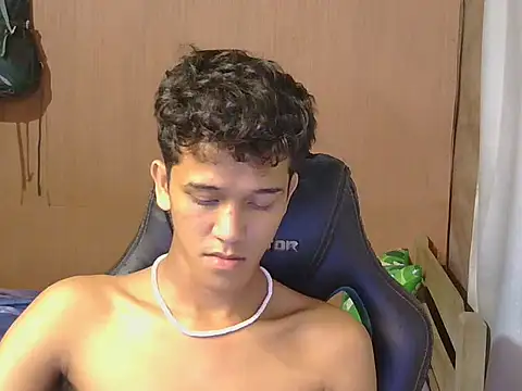 kenbigcockxx online show from 12-18-25, 01:17