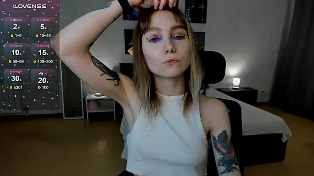 Snapshot of tattoo_art_baby chatting on 11-02-25, 01:30 tattoo art baby online show from 11-02-25, 01:30