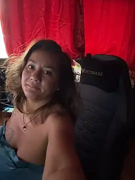 Snapshot of Vahine_tahiti987 chatting on 03-25-26, 07:42 Vahine tahiti987 online show from 03-25-26, 07:42