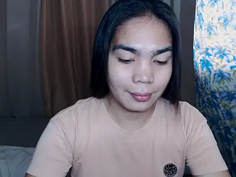 Snapshot of Simple_Martina chatting on 01-12-26, 01:44 Simple Martina online show from 01-12-26, 01:44