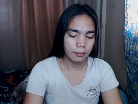 Snapshot of Simple_Martina chatting on 01-19-26, 02:04 Simple Martina online show from 01-19-26, 02:04