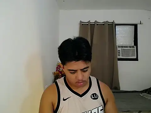 Hugecock2hundle intown online show from 11-16-25, 09:26