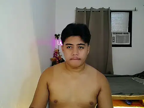 Hugecock2hundle intown online show from 11-17-25, 08:09