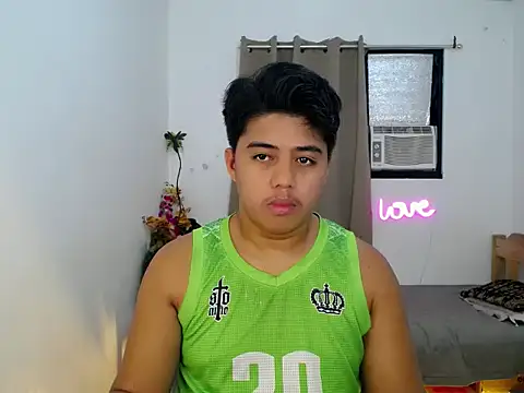 Hugecock2hundle intown online show from 11-28-25, 07:33