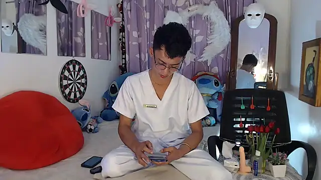 good boy in bed online show from 09-29-25, 06:02