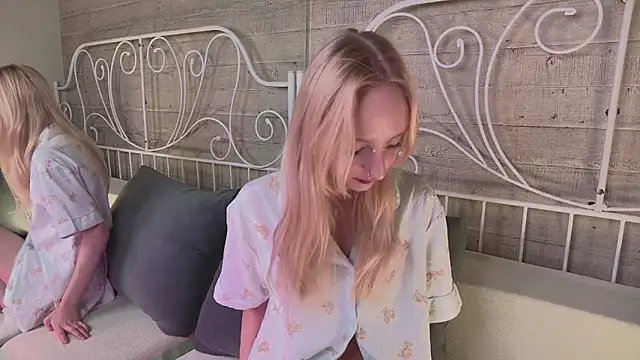 Snapshot of maya_snow chatting on 11-07-25, 04:34 maya snow online show from 11-07-25, 04:34