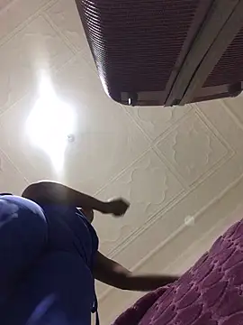 Snapshot of Goddessberry chatting on 09-13-25, 10:20 Goddessberry online show from 09-13-25, 10:20