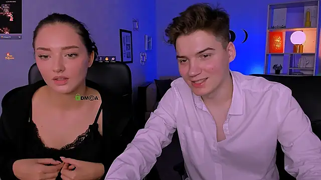 Snapshot of miki-niki chatting on 11-06-25, 01:34 miki-niki online show from 11-06-25, 01:34