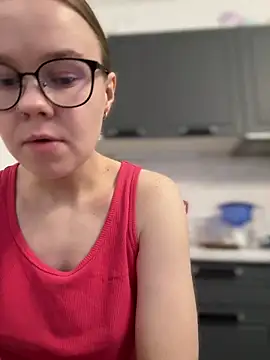 Snapshot of _CherryBloom_ chatting on 11-15-25, 08:55 CherryBloom online show from 11-15-25, 08:55