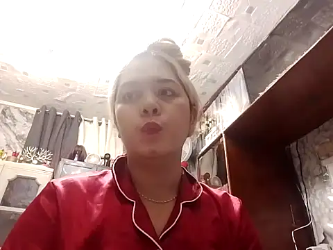 Snapshot of blonditax1111 chatting on 10-03-25, 07:16 blonditax1111 online show from 10-03-25, 07:16
