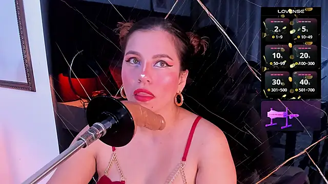 Snapshot of abby_blond_ chatting on 10-31-25, 12:06 abby blond online show from 10-31-25, 12:06