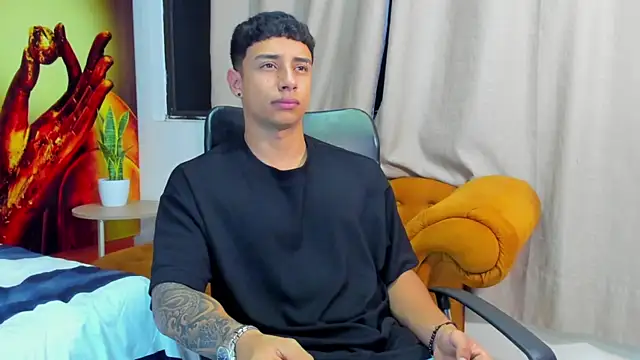 Snapshot of jaze_bradley chatting on 09-10-25, 11:32 jaze bradley online show from 09-10-25, 11:32