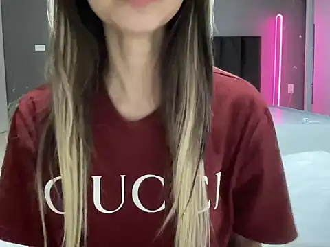 Min sara69 online show from 10-20-25, 08:48