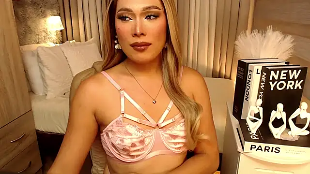 Missavacroft online show from 10-14-25, 04:08