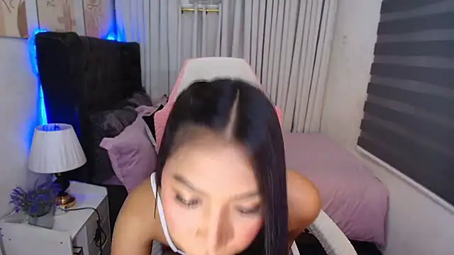 Snapshot of naughtyjayde chatting on 11-18-25, 09:41 naughtyjayde online show from 11-18-25, 09:41