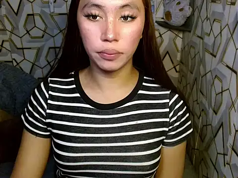 sugar hailey online show from 10-28-25, 08:18