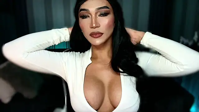 Huntress xxx online show from 11-28-25, 02:14