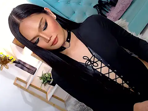 Snapshot of Cleofex chatting on 11-16-25, 12:16 Cleofex online show from 11-16-25, 12:16