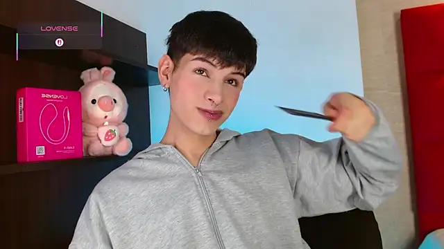 Ezra Storm online show from 11-11-25, 04:56