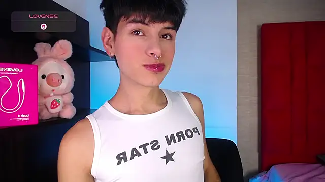 Ezra Storm online show from 12-19-25, 05:25