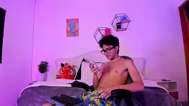 jin luna online show from 10-07-25, 11:51