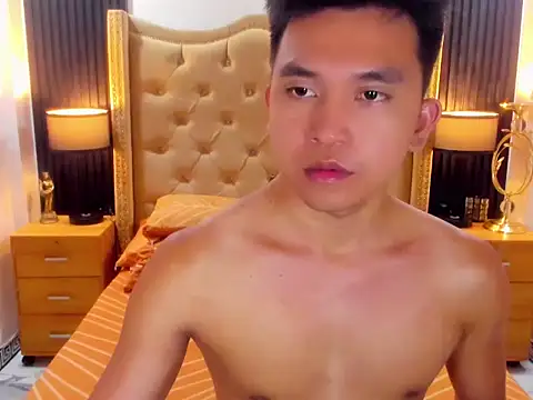 Snapshot of KingMateoGrey chatting on 04-07-26, 02:39 KingMateoGrey online show from 04-07-26, 02:39