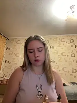 Tomyris yuki online show from 02-04-26, 03:12