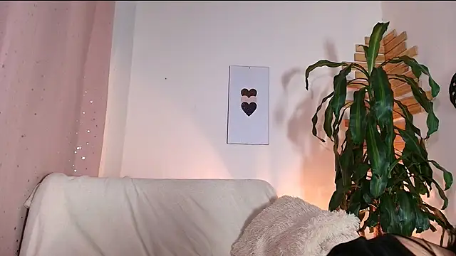 Snapshot of mitsuri_7777 chatting on 12-04-25, 06:01 mitsuri 7777 online show from 12-04-25, 06:01