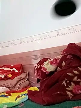 Snapshot of Yoo_j chatting on 11-08-25, 02:56 Yoo j online show from 11-08-25, 02:56