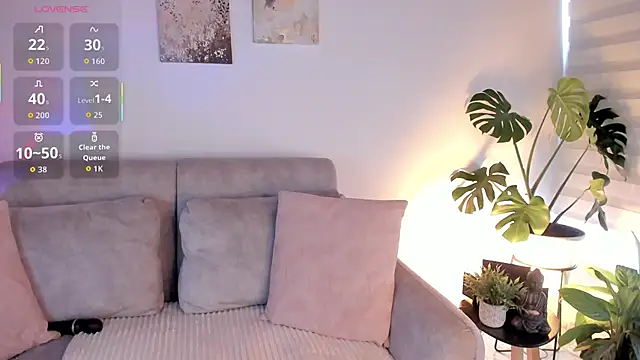 Estrer collins online show from 04-06-26, 08:21