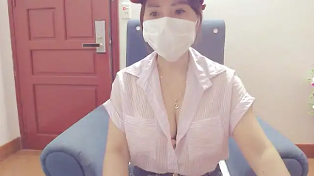 Snapshot of ruby_8x chatting on 11-03-25, 02:07 ruby 8x online show from 11-03-25, 02:07