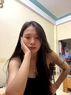 Snapshot of Aghenh chatting on 10-02-25, 10:44 Aghenh online show from 10-02-25, 10:44