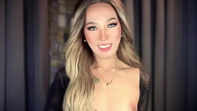 Snapshot of Lust-sluttymira chatting on 11-23-25, 02:50 Lust-sluttymira online show from 11-23-25, 02:50