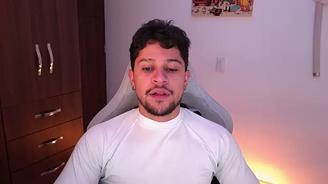 domsantiago  online show from 01-08-26, 02:58